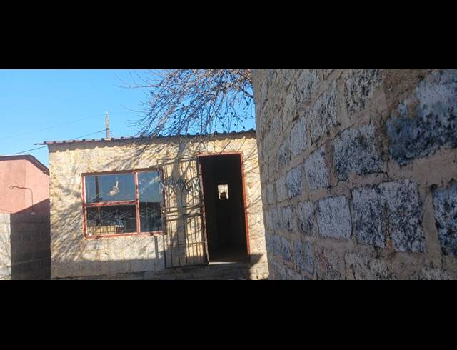 2 BEDROOM HOUSE FOR SALE IN TEMBISA